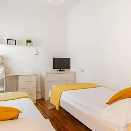 Puente Colgante Lägenhet Getxo